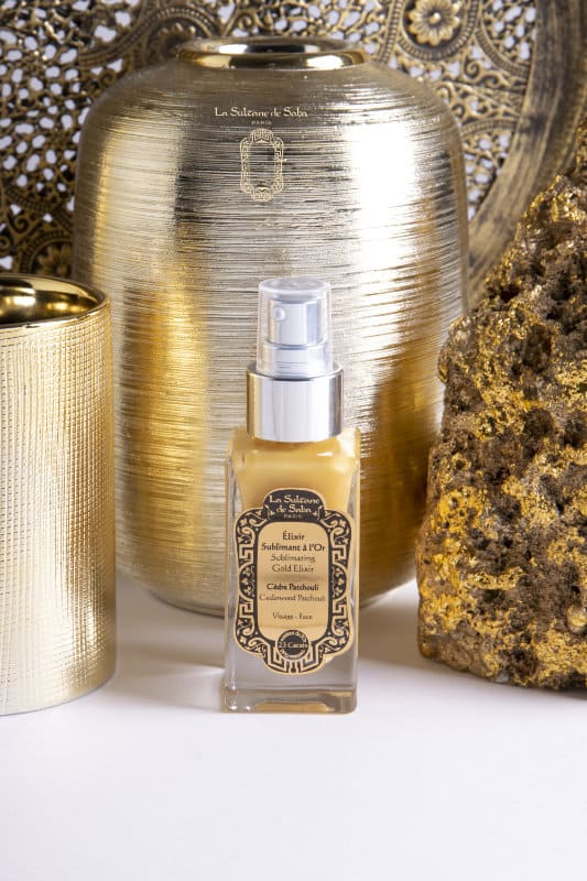 23 carat gold <br>cedarwood & patchouli fragrance<br>sublime gold elixir face oil 50ml