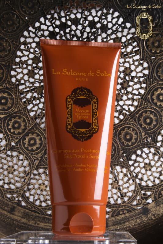 oriental ayurvedic <br> amber vanilla patchouli fragrance <br> silk protein scrub 200ml