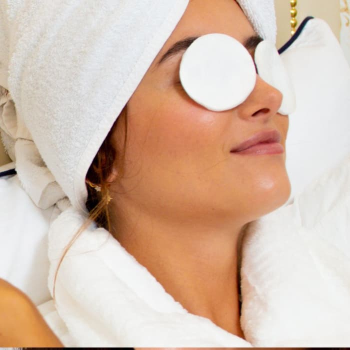 Trésor Solaire [soothes] Prevents Ageing